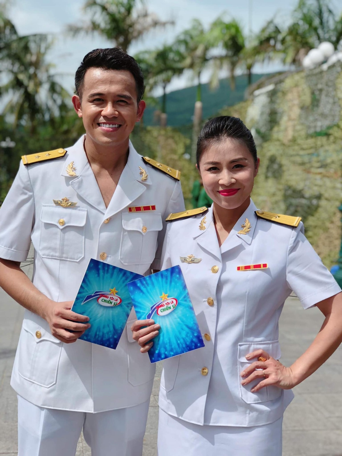 MC Hoàng Linh ngậm ngùi chia tay Chúng tôi là chiến sĩ sau 15 năm gắn bó - 2