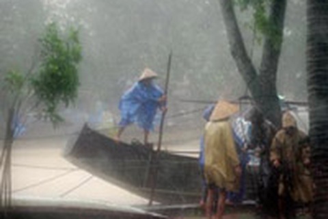 Hơn 10 người chết, hàng trăm người bị thương