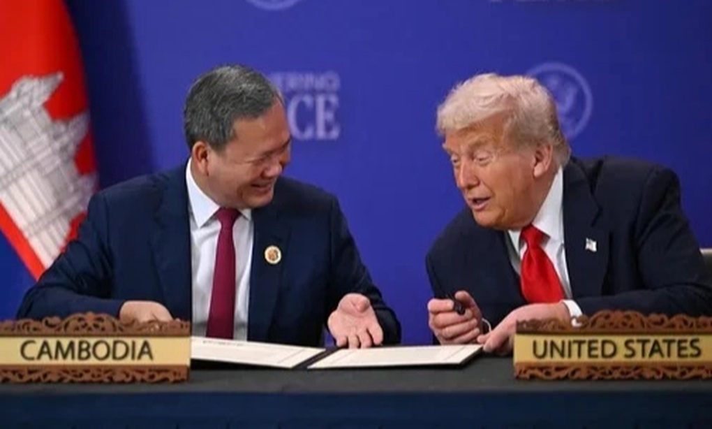 Mỹ dỡ bỏ cấm vận vũ khí với Campuchia - 1 Mỹ dỡ bỏ cấm vận vũ khí với Campuchia - 1