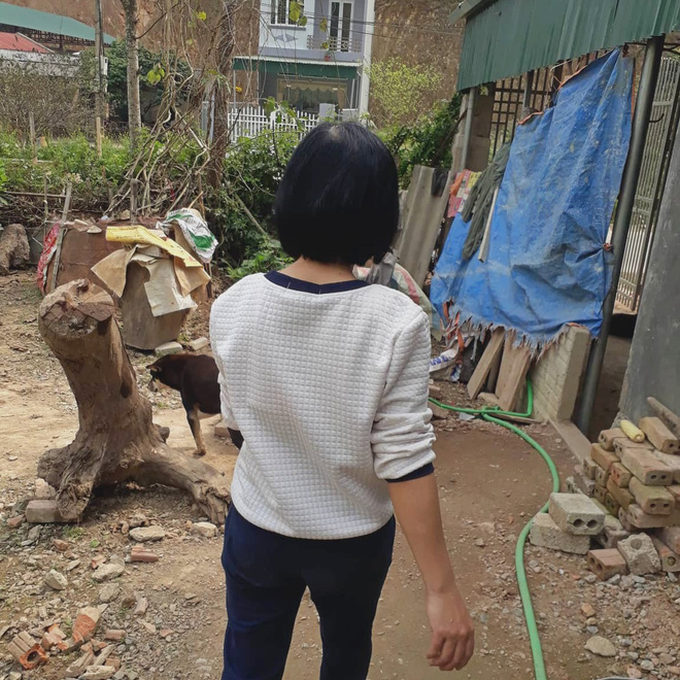 Nữ bị can duy nhất vụ hiếp dâm, sát hại nữ sinh giao gà: Vờ ngây thơ, xảo quyệt không kém gì chồng - Ảnh 2. Nữ bị can duy nhất vụ hiếp dâm, sát hại nữ sinh giao gà: Vờ ngây thơ, xảo quyệt không kém gì chồng - Ảnh 2.