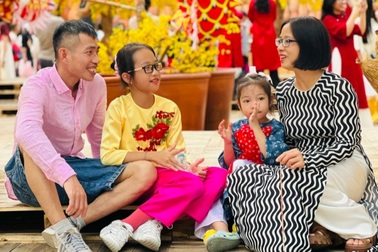 Con nghỉ Tết ít nhất so mọi năm, phụ huynh lo "vừa về quê lại chuẩn bị lên"