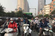 Buýt nhanh, tàu trên cao có “cõng” thay được hàng vạn xe máy?