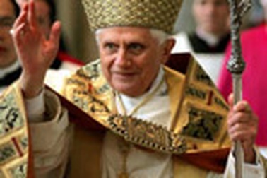 Giáo hoàng viết sách về tình yêu