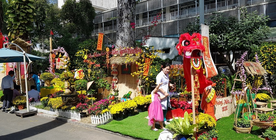 Những ngày “xả hơi” sau cả năm quá tải ở bệnh viện - 9