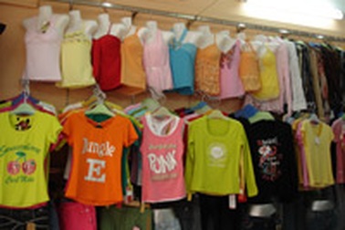 Thời trang hè vào mùa