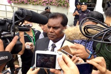 "Cha Đoàn Thị Hương muốn chúng tôi làm tất cả để cứu cô ấy"