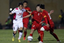 HLV Nguyễn Văn Sỹ: “Ông Miura không nên liên tục xáo trộn đội hình”