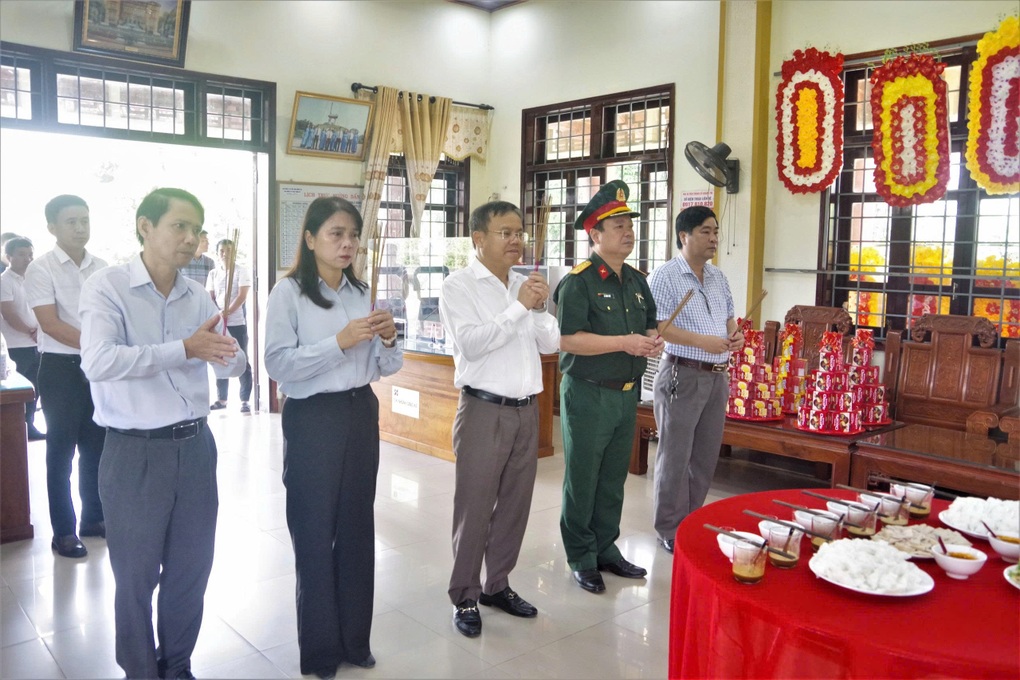 8 hài cốt liệt sỹ phát lộ ở Thành cổ Quảng Trị và di tích lân cận - 2 8 hài cốt liệt sỹ phát lộ ở Thành cổ Quảng Trị và di tích lân cận - 2