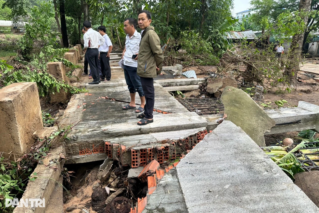 Vì sao lũ quét lịch sử đổ về khu dân cư ở Đồng Nai? - 2 Vì sao lũ quét lịch sử đổ về khu dân cư ở Đồng Nai? - 2