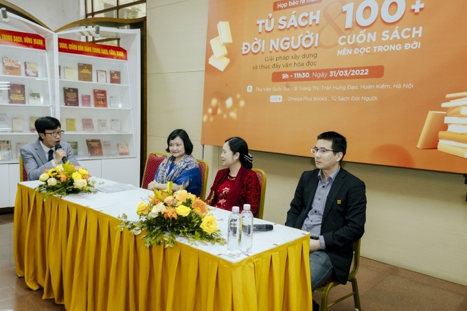 Thảo luận chủ đề “Giải pháp xây dựng, thúc đẩy văn hóa đọc”.