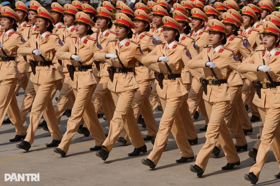 Tổng Bí thư: "80 năm - Vinh quang Công an nhân dân Việt Nam"