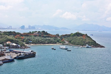 Đi cáp treo ngắm thiên đường biển đảo Nha Trang