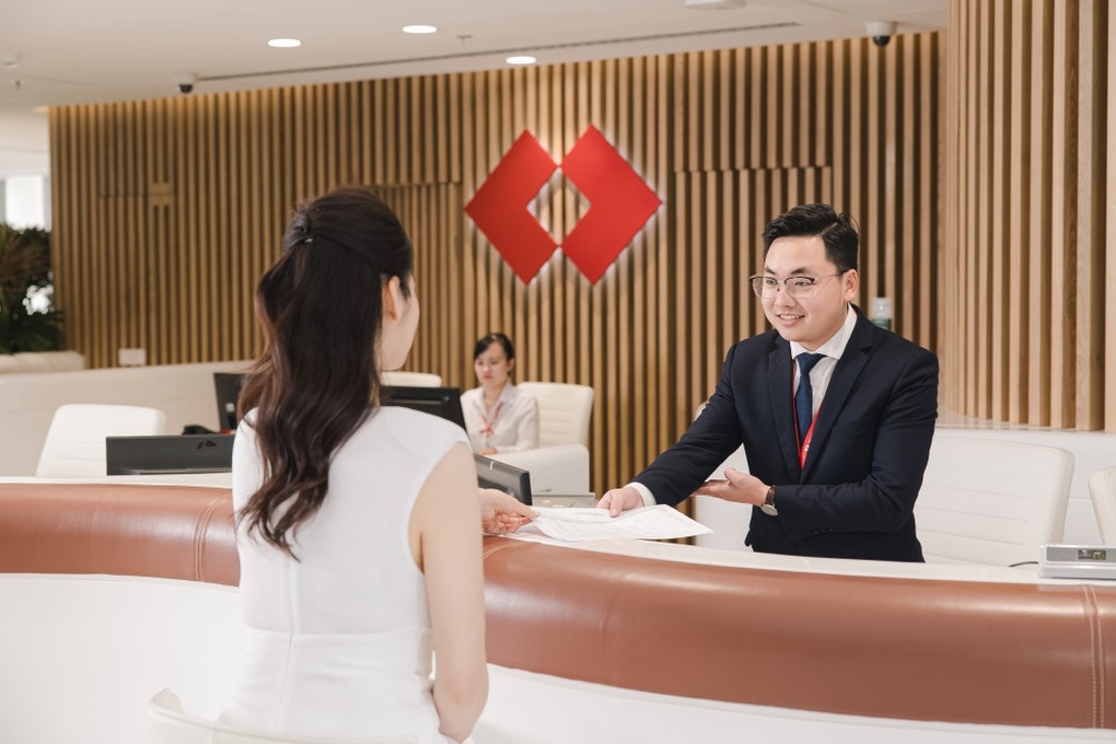 SP: Techcombank dẫn đầu về vị thế vốn, xếp hạng tín dụng ổn định - 1 SP: Techcombank dẫn đầu về vị thế vốn, xếp hạng tín dụng ổn định - 1