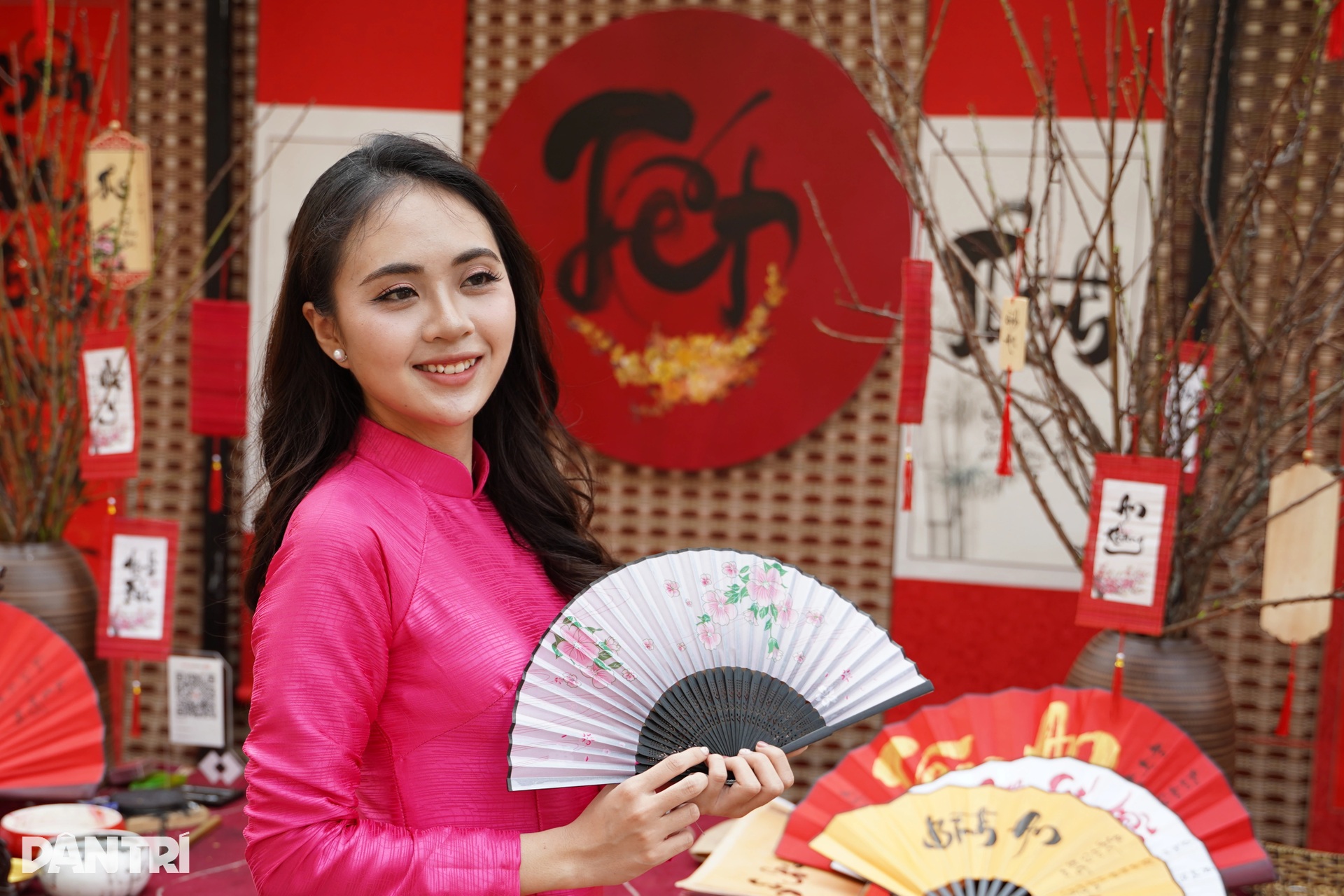 Lần đầu trò chuyện cùng các ông đồ tại phố ông đồ 2025 - 11 Lần đầu trò chuyện cùng các ông đồ tại phố ông đồ 2025 - 11