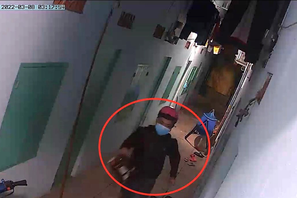 Đi ngủ quên chốt cửa, tài sản tích góp suốt 10 năm bị trộm sạch - 3 Đi ngủ quên chốt cửa, tài sản tích góp suốt 10 năm bị trộm sạch - 3