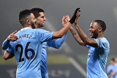 Thắng West Brom "5 sao", Man City vượt lên trên Man Utd