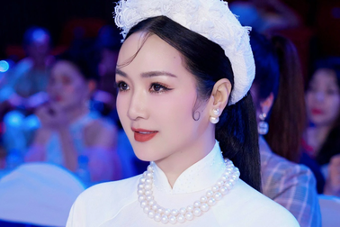 Hoa hậu Giáng My diện áo dài trắng, nhan sắc "lão hóa ngược" gây ấn tượng