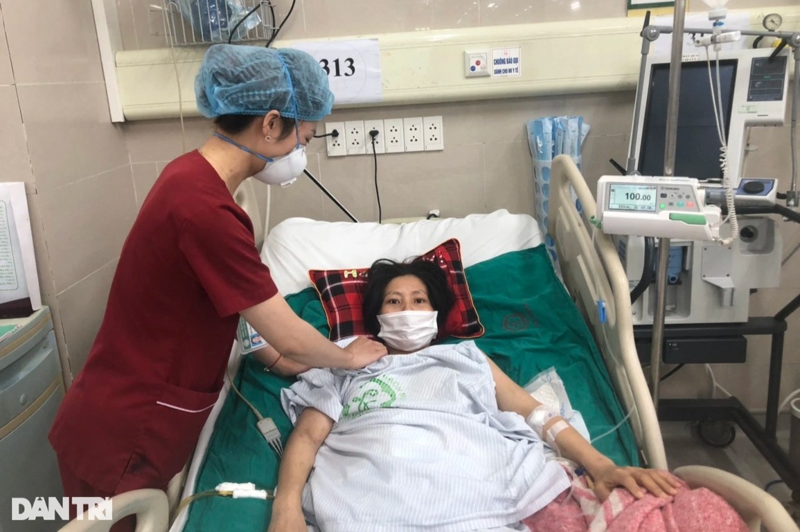 Bác sĩ bệnh viện Bạch Mai kêu gọi chung tay cứu sản phụ ở trước cửa tử - 5 Bác sĩ bệnh viện Bạch Mai kêu gọi chung tay cứu sản phụ ở trước cửa tử - 5