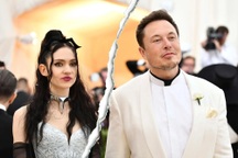 Elon Musk chia tay bạn gái ca sĩ sau 3 năm hẹn hò