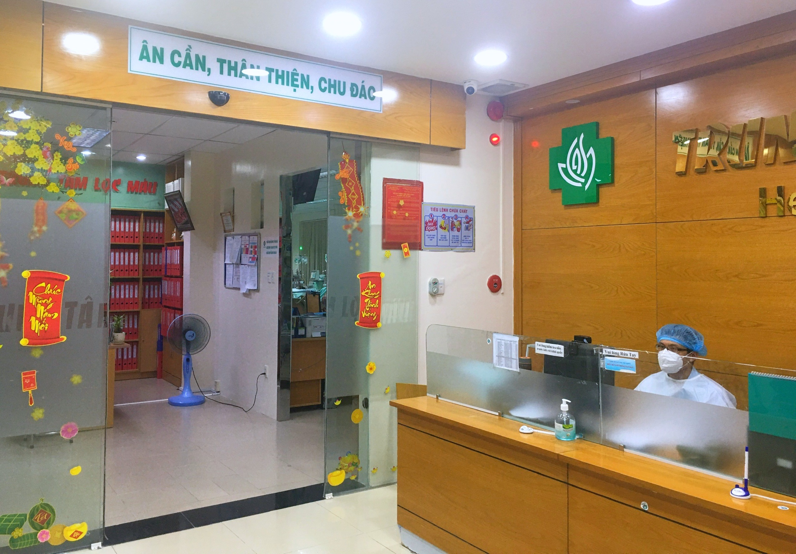 Vay tín dụng, trả lãi khổng lồ vì xét nghiệm Covid-19 - 7 Vay tín dụng, trả lãi khổng lồ vì xét nghiệm Covid-19 - 7