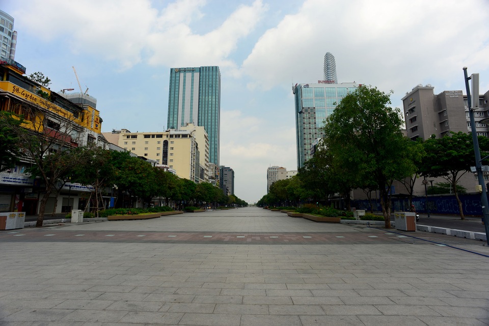 Điểm du lịch mùa dịch.jpg Điểm du lịch mùa dịch.jpg