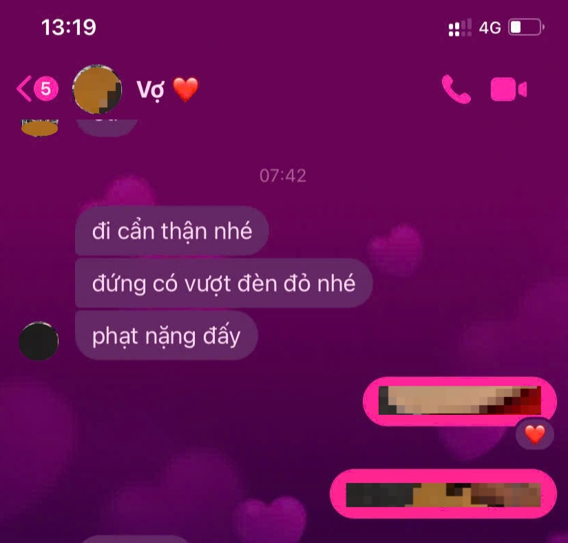 Phạt vượt đèn đỏ 6 triệu đồng, chị em rón rén để không bay tháng lương - 2 Phạt vượt đèn đỏ 6 triệu đồng, chị em rón rén để không bay tháng lương - 2