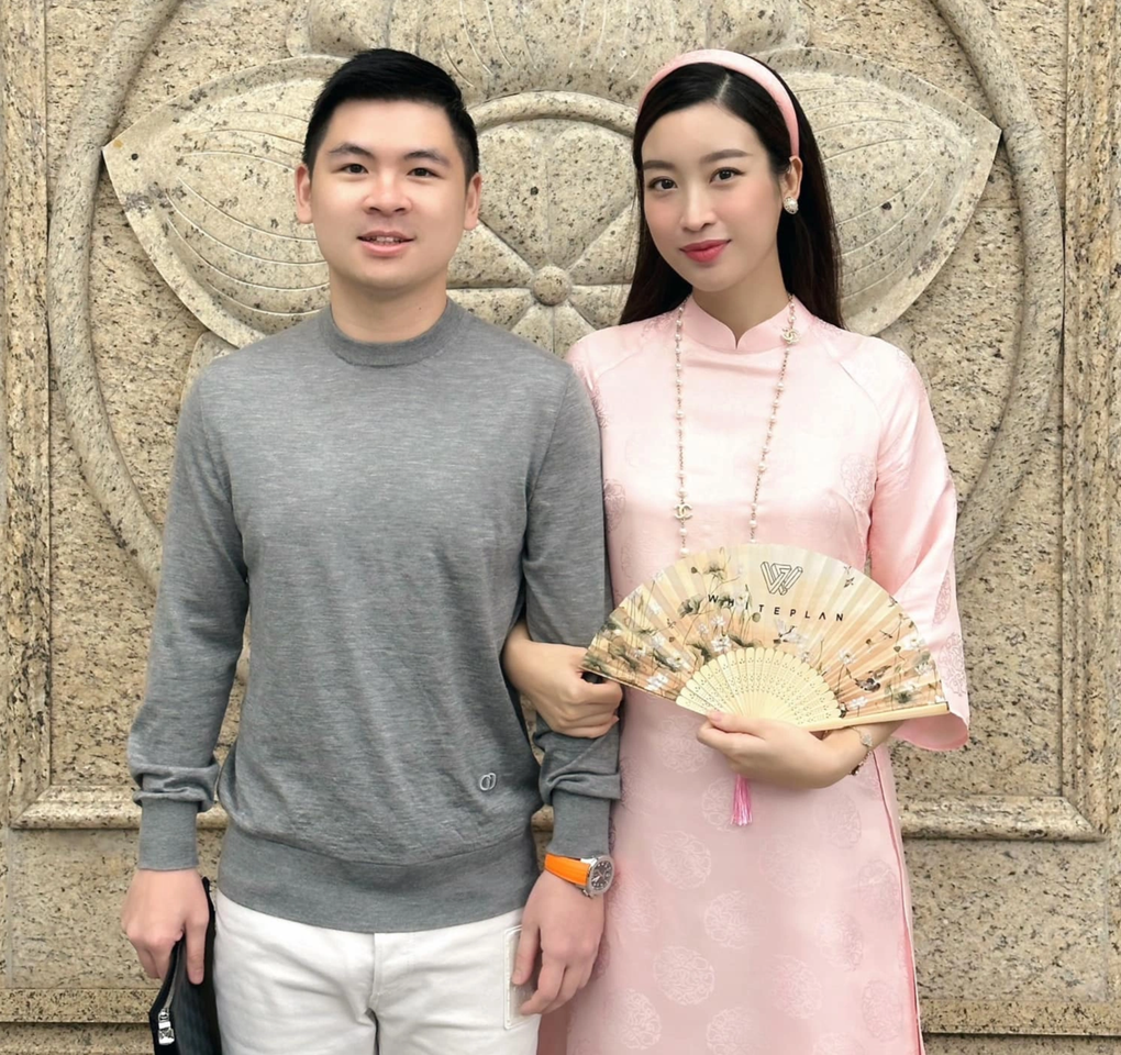 Nàng dâu ngày Tết: Đỗ Mỹ Linh bỡ ngỡ bên mẹ chồng, Hà Tăng đảm đang - 2 Nàng dâu ngày Tết: Đỗ Mỹ Linh bỡ ngỡ bên mẹ chồng, Hà Tăng đảm đang - 2
