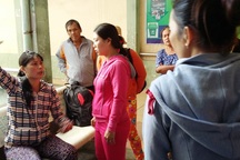 Vụ sản phụ tử vong ở Bình Định: Người thân tố bác sĩ tắc trách?