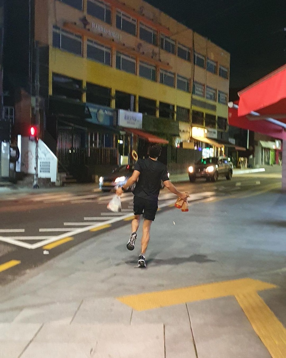 Phát sốt với niềm hạnh phúc một năm mới có một lần của Bi Rain - 4 Phát sốt với niềm hạnh phúc một năm mới có một lần của Bi Rain - 4