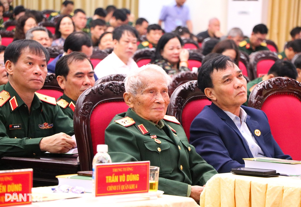Đại tướng Chu Huy Mân: Văn võ cơ mưu, chuyên gia túc trí - 3 Đại tướng Chu Huy Mân: Văn võ cơ mưu, chuyên gia túc trí - 3