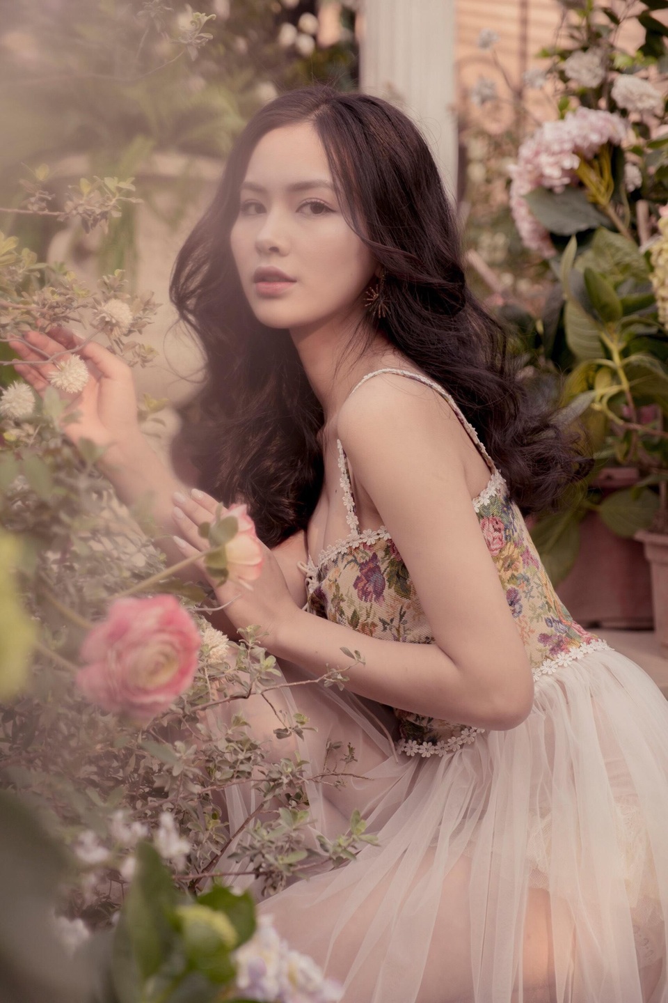 Bộ ảnh đẹp hút mắt của hot girl trường Đại học Kinh doanh và Công nghệ - 5 Bộ ảnh đẹp hút mắt của hot girl trường Đại học Kinh doanh và Công nghệ - 5