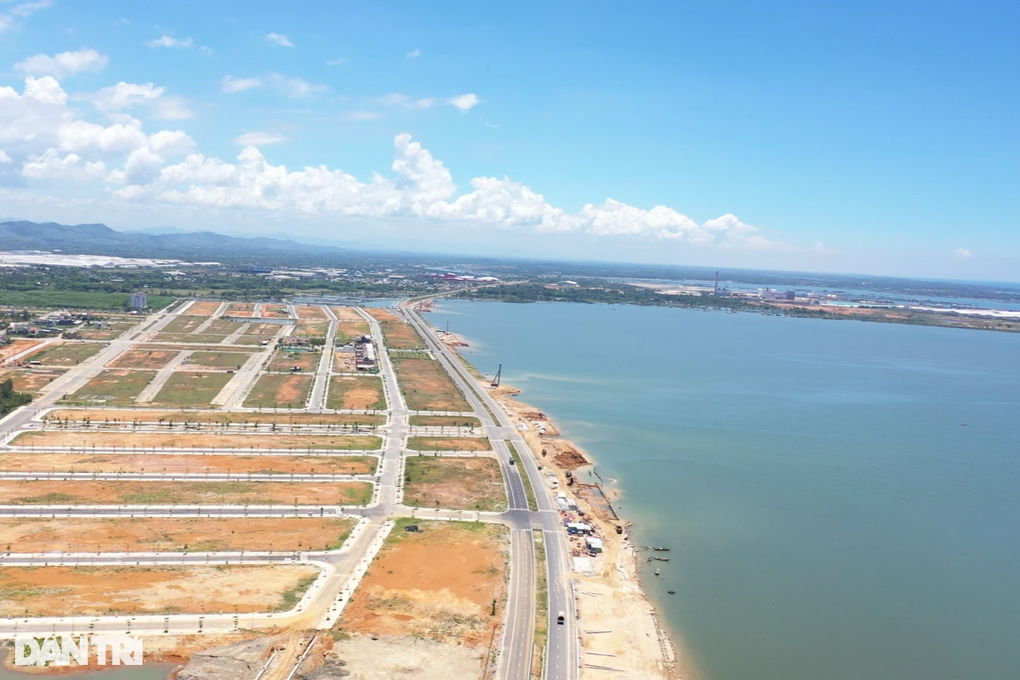 Cần sớm hoàn thiện hệ thống đô thị biển bền vững để tiến ra biển lớn - 6 Cần sớm hoàn thiện hệ thống đô thị biển bền vững để tiến ra biển lớn - 6