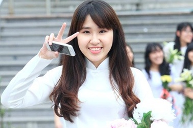 Nữ sinh cao 1,73m giành học bổng toàn phần Mỹ