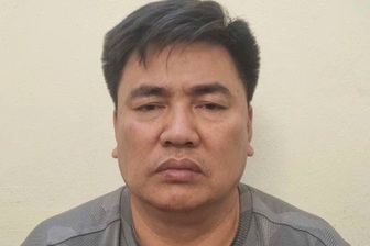 Vụ đẩy Đại úy CSGT vào đầu xe tải: Nghi phạm xin bỏ qua lỗi nhưng bất thành