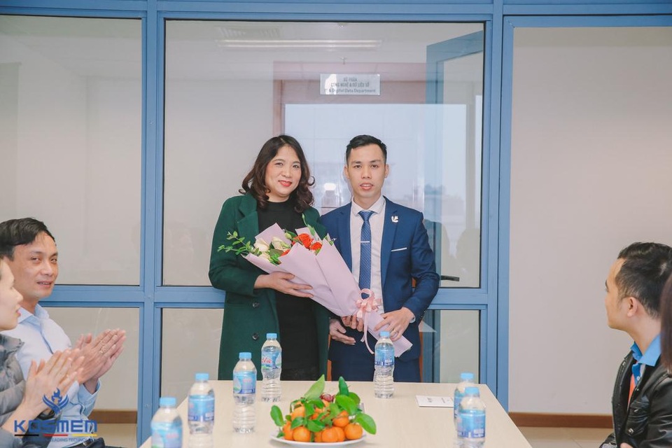 Kosmen Việt Nam trao tặng máy hút ẩm cho Trường đại học Kinh tế Quốc dân - 5 Kosmen Việt Nam trao tặng máy hút ẩm cho Trường đại học Kinh tế Quốc dân - 5