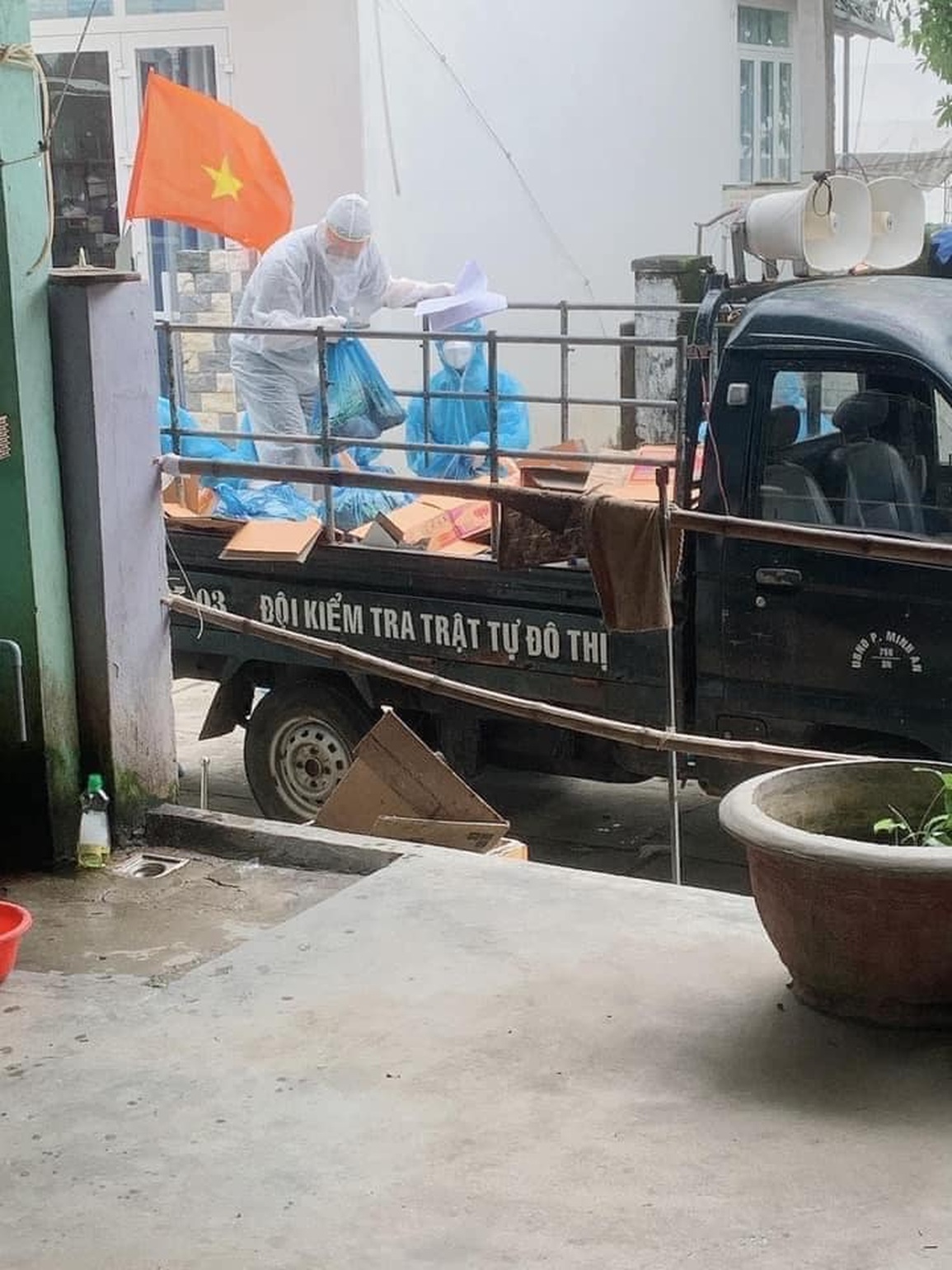 Hội An tri ân, tôn vinh những người hùng tuyến đầu chống dịch - 7 Hội An tri ân, tôn vinh những người hùng tuyến đầu chống dịch - 7