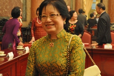 Làm Phu nhân Đại sứ!