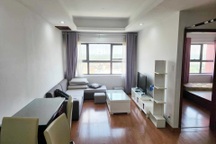 Giá thuê nhà liên tục tăng, người thuê chật vật tìm chỗ an cư