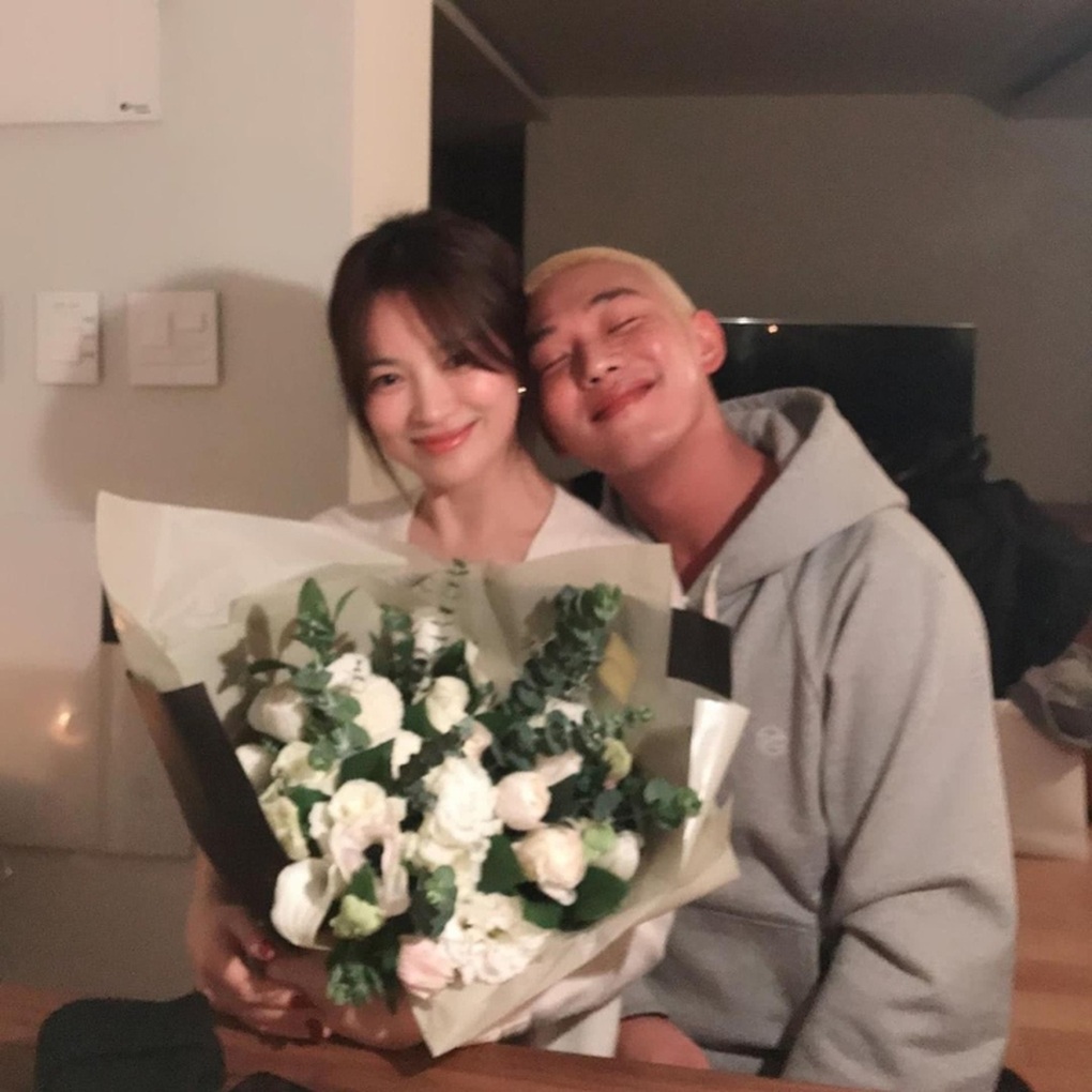 Tương lai của ảnh đế Yoo Ah In sau bê bối chất cấm chấn động Hàn Quốc - 4 Tương lai của ảnh đế Yoo Ah In sau bê bối chất cấm chấn động Hàn Quốc - 4