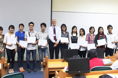 Kỹ năng giao tiếp trong môi trường đa văn hóa