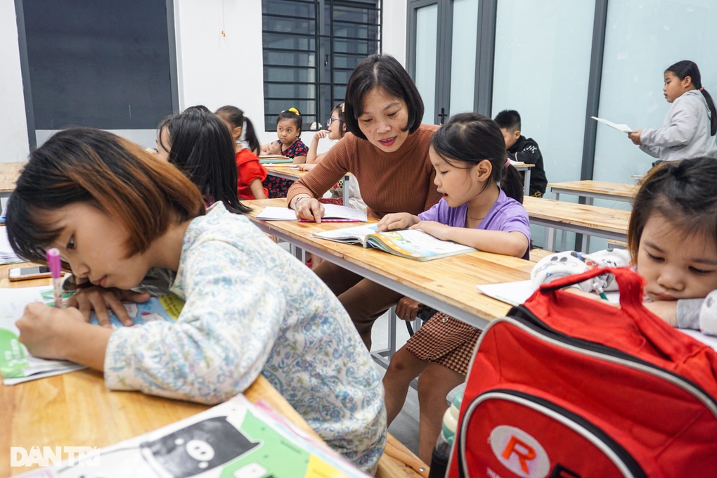 Món quà gói tay tặng cô giáo tay ngang trong lớp học 0 đồng - 3 Món quà gói tay tặng cô giáo tay ngang trong lớp học 0 đồng - 3