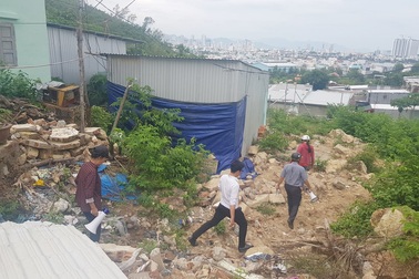 Vùng từng xảy ra lở núi kinh hoàng nháo nhào di tản tránh bão số 5