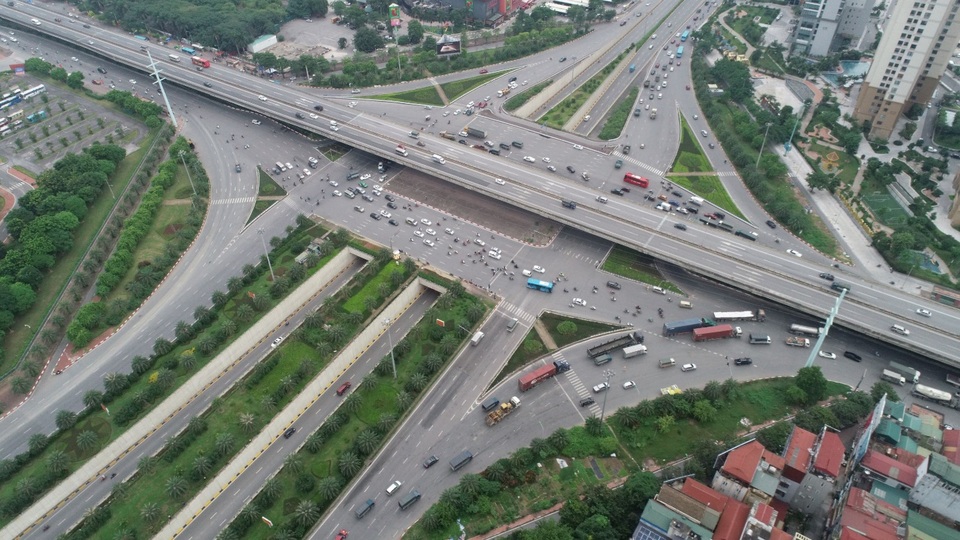 Làn sóng nhà đầu tư đổ bộ bất động sản Hà Nội cuối năm - 1 Làn sóng nhà đầu tư đổ bộ bất động sản Hà Nội cuối năm - 1