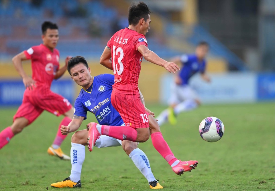 Quang Hải tịt ngòi, CLB Hà Nội vẫn thắng dễ Sài Gòn FC - 5 Quang Hải tịt ngòi, CLB Hà Nội vẫn thắng dễ Sài Gòn FC - 5