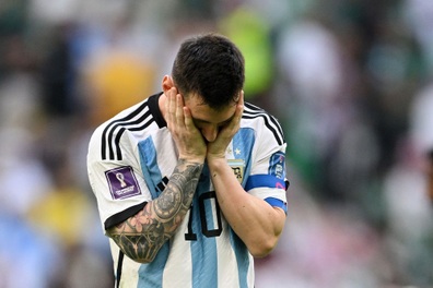 Argentina thua đau Saudi Arabia: Từ vị thế thợ săn trở thành con mồi