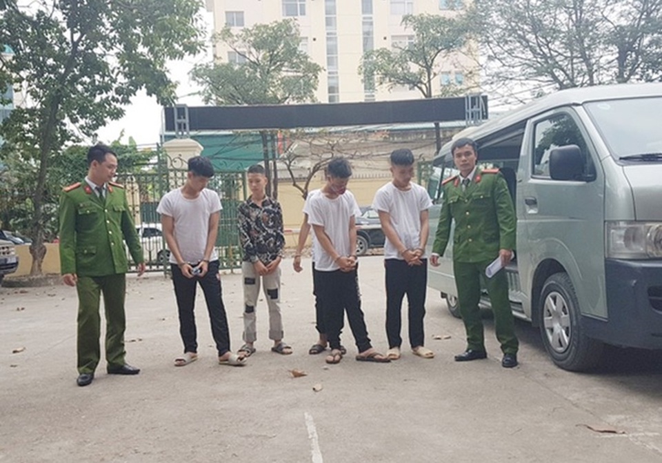 Nhiều bẫy cướp tài sản từ quan hệ đồng tính - 3 Nhiều bẫy cướp tài sản từ quan hệ đồng tính - 3