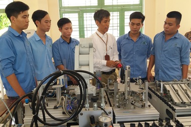 Từ 90% người học có việc làm phù hợp với ngành, nghề được đào tạo