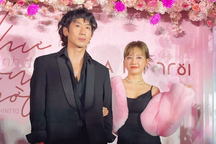 Hari Won lên tiếng về sự vắng mặt của Trấn Thành và căn bệnh liệt cơ mặt