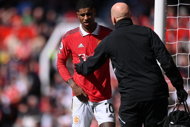 Rashford báo tin dữ, HLV Ten Hag đứng ngồi không yên