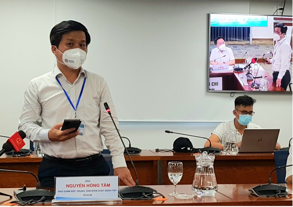 TPHCM: Số ca dương tính với SARS-CoV-2 tăng vọt 1.450 trường hợp - 1 TPHCM: Số ca dương tính với SARS-CoV-2 tăng vọt 1.450 trường hợp - 1